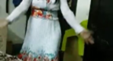 ফটোগ্রাফার লুকানো ক্যামেরায় ছোট মাই সহ রেডহেড মডেলকে সেক্সি বাংলা বিএফ fucks