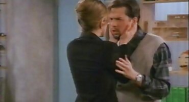 রোমান্টিক ডিনারের পরে চোদাচুদি (আমি যদি সেক্সি ভিডিও দেখান থালা বাসন ধুয়ে ফেলতাম!)