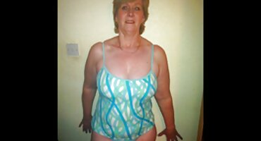 মালিশকারী শুধুমাত্র রুকাস্ট নয়, সেক্সি হট বিএফ হুয়াস্টও হওয়া উচিত।