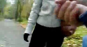 কাউবয় সেক্স ভিডিও সেক্সি গ্রামের হেলফটে তার বন্ধুর মাকে চুদেছিল।