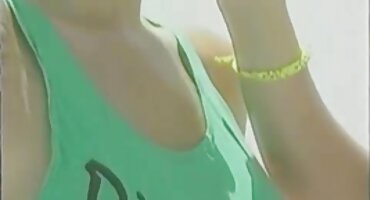 ভ্যালেন্টিনা ন্যাপি সেক্সি বিএফ বাংলা এবং তার সহকর্মী তরুণ বসকে চুদছেন।