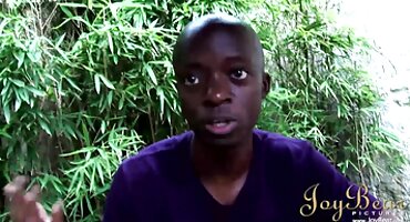 পোলিনার পাছা একটি মলদ্বার গ্যাংব্যাংয়ে সালাদে পরিণত হয়েছে। বিএফ সেক্সি